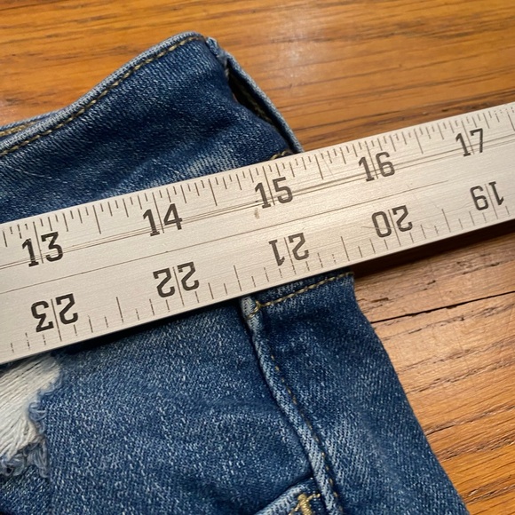 American Eagle Distressed Jeggings - size 12 - Picture 4 of 8